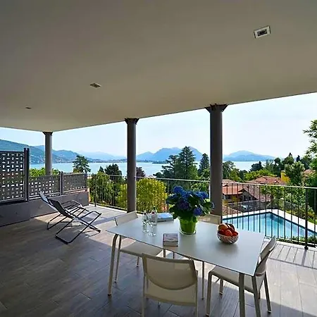 The View 4*