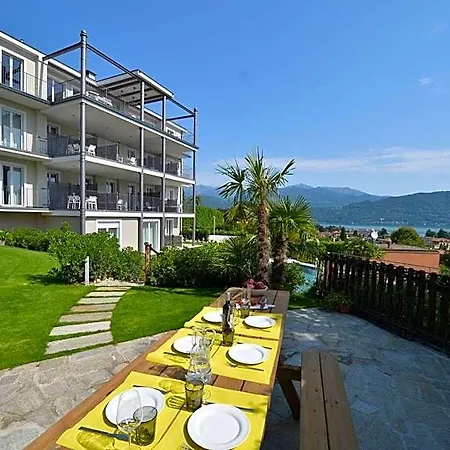 The View 4*